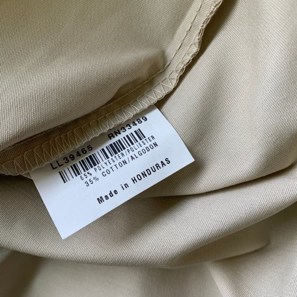 LANDAU Men's Scrub Top Beige Tan NWT - Size XL - Three Pocket V-Neck - Picture 5 of 11